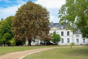 Kasteelcamping Frankrijk - Loire - Le Petit Trianon - Kasteel