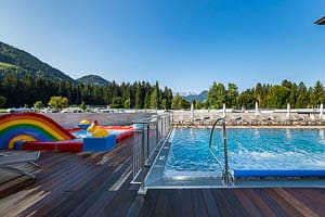 Stacaravan Tirol Oostenrijk - Euro camp Wilde Kaiser - Zwembad met kinderbad