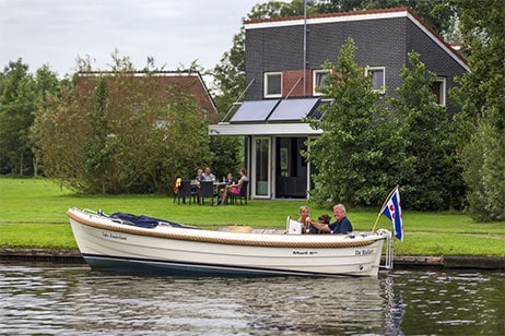 Watervilla - Vakantiepark Kuilart - Vakantiehuis met sloep huren Friesland