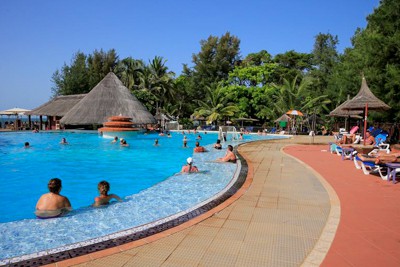Hotel Senegambia Beach - Zwembad - Kindvriendelijk hotel Gambia