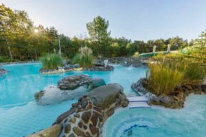 Top 5 beste Center parcs Frankrijk - Center Parcs Les Hauts de Bruyères in Sologne - zwembad buiten