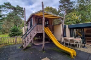 Premium Kindercottage Center Parcs Het Meerdal - speelhuis
