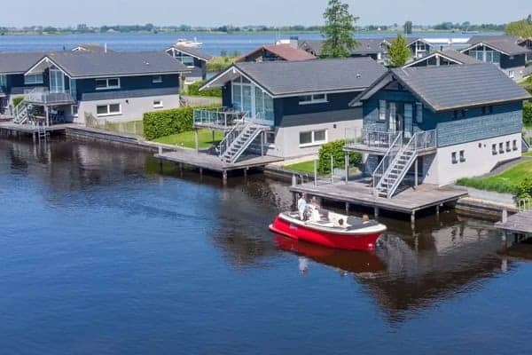 Landal Waterpark Sneekermeer - Vakantiehuizen met aanlegsteiger