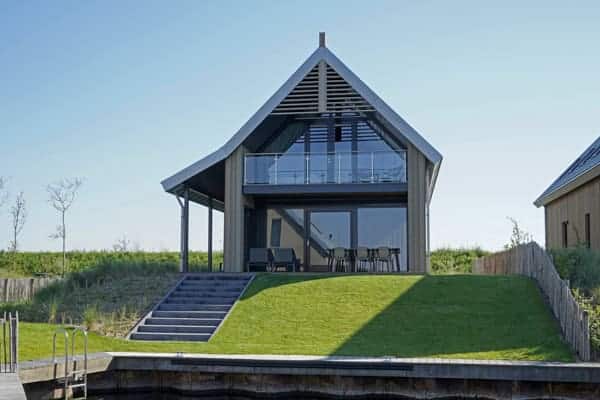 Vakantiehuis met aanlegsteiger - Waterrijk Oesterdam