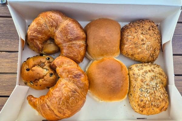 Vakantiepark Hölte - review - ontbijt - broodjes