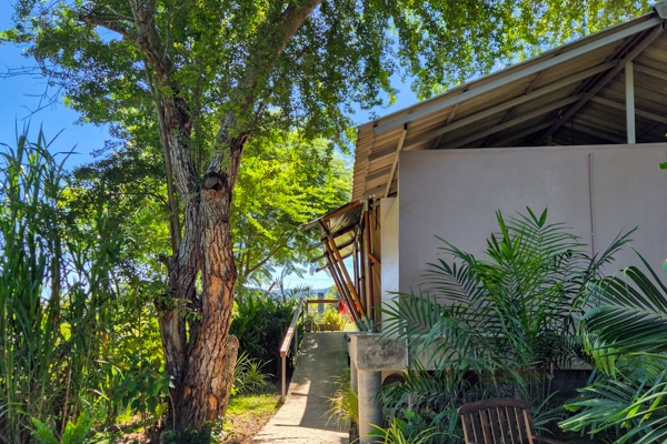 Elephant View Camp, tent van de achterkant, kindvriendelijk in Thailand
