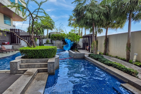 Kindvriendelijk hotel Thailand - Jasmine Grande Residence Bangkok - hotel met zwembad en glijbaan