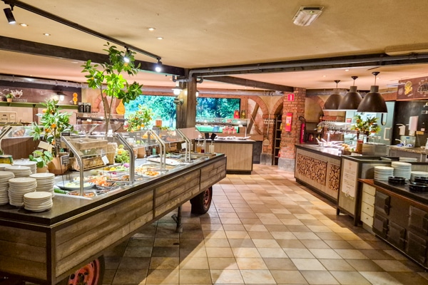 Center Parcs Het Meerdal Review - Evergreenz restaurant