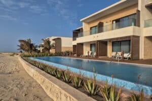 Royal Horizon Ponta Sino all inclusive hotel - swim up met strandzicht