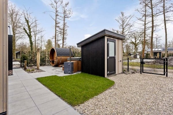 Vakantiehuis met hot tub -topparken Residence Lage Vuursche - Lodge Royal Eco 6 personen Wellness (Hottub)